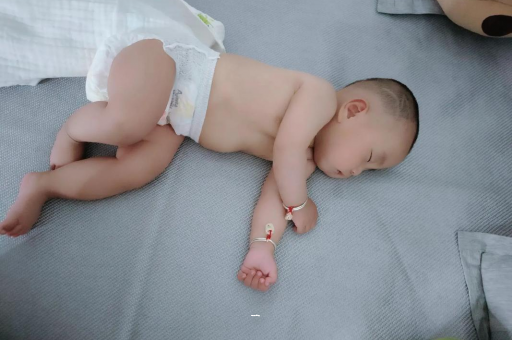 邓州怀孕肚子撑的难受